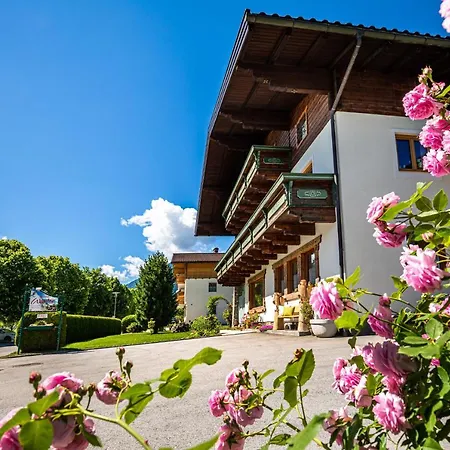Im Gaestehaus Warter In Altenmarkt *