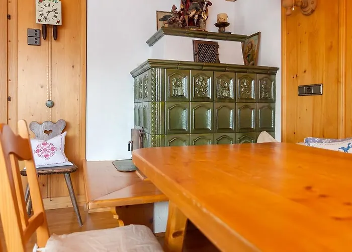 Im Gaestehaus Warter In Altenmarkt アルテンマルクト・イム・ポンガウ